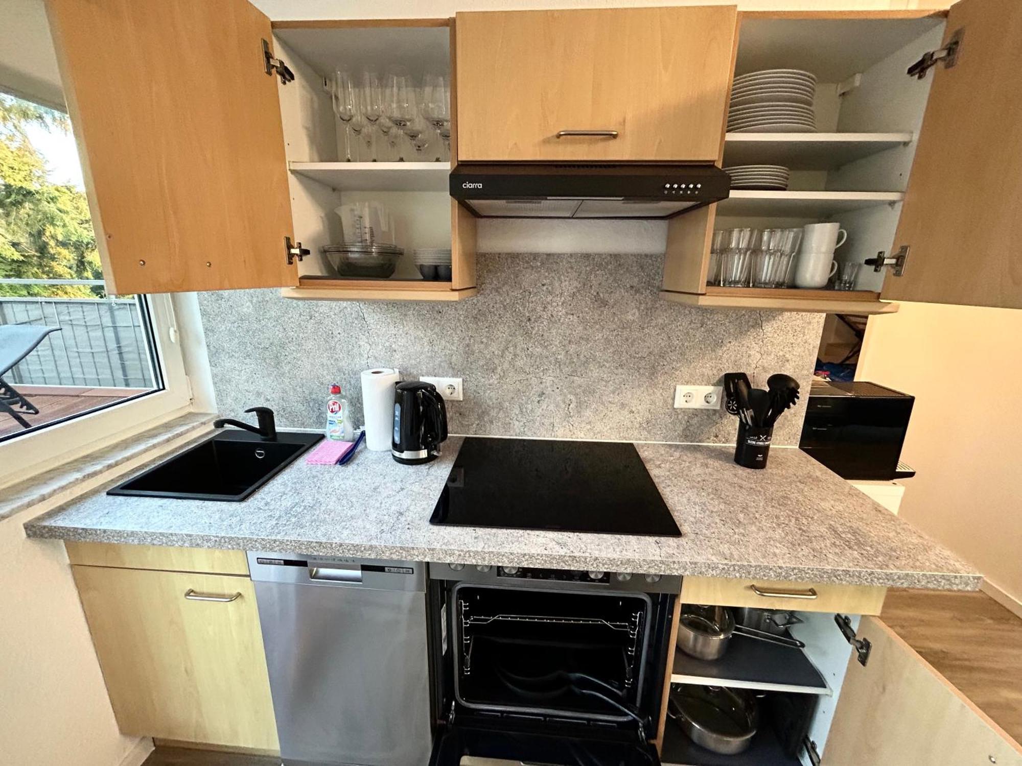 Lgh-Moderne, Ruhige Wohnung, Naehe Zum Flughafen Und Autobahn, 24H-Self-Check-In, Vollausgestattet, Disneyplus, Waschmaschine Langenhagen  Extérieur photo